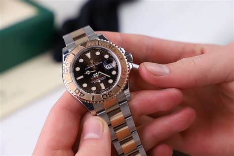 how to wind Rolex gmt